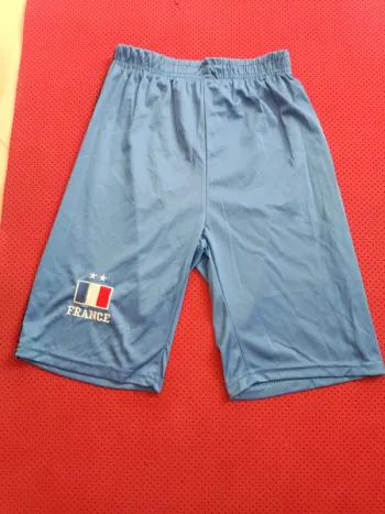 Short de foot France, taille enfant 10/12 ans