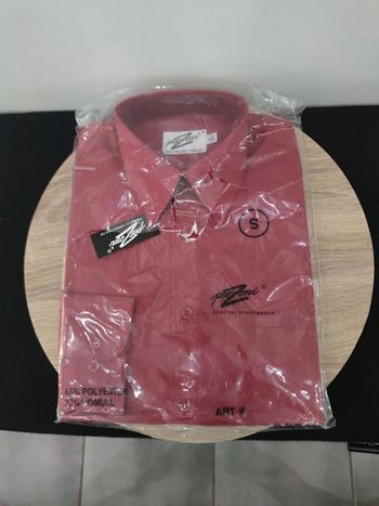 Chemise manche longue taille S perzoni neuve
