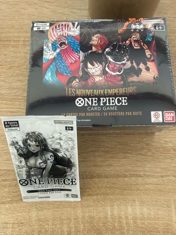 Display scellée one piece OP09 FR + 1 dasphack offert