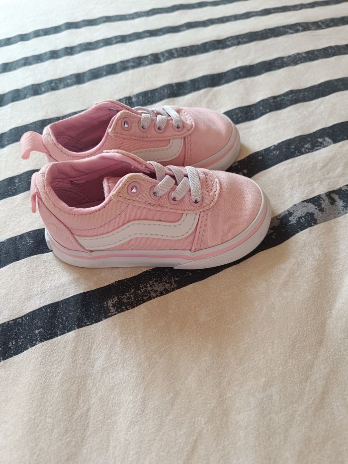 Vans rose - photo numéro 2