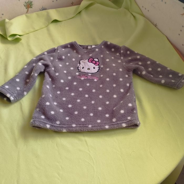 Pull polaire peluche bébé 18mois Hello Kitty