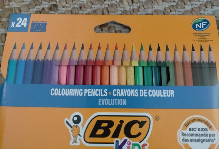 Lot crayon de couleur Bic - photo numéro 3