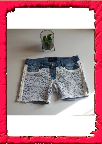 Mini short a dentelles taille M/38