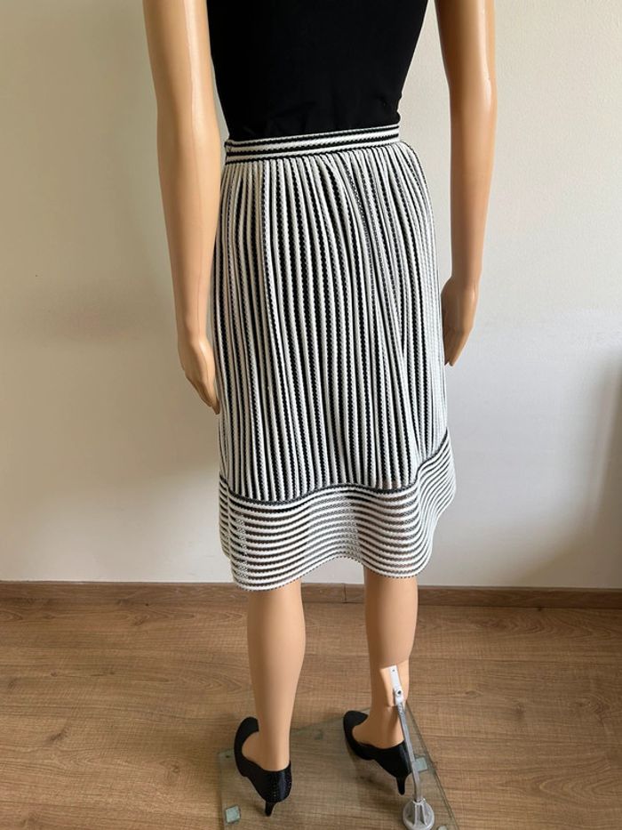 Jupe mi longue patineuse blanche et noire WE taille S TBE - photo numéro 8