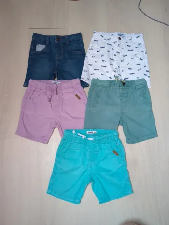 Lot shorts 24 mois
