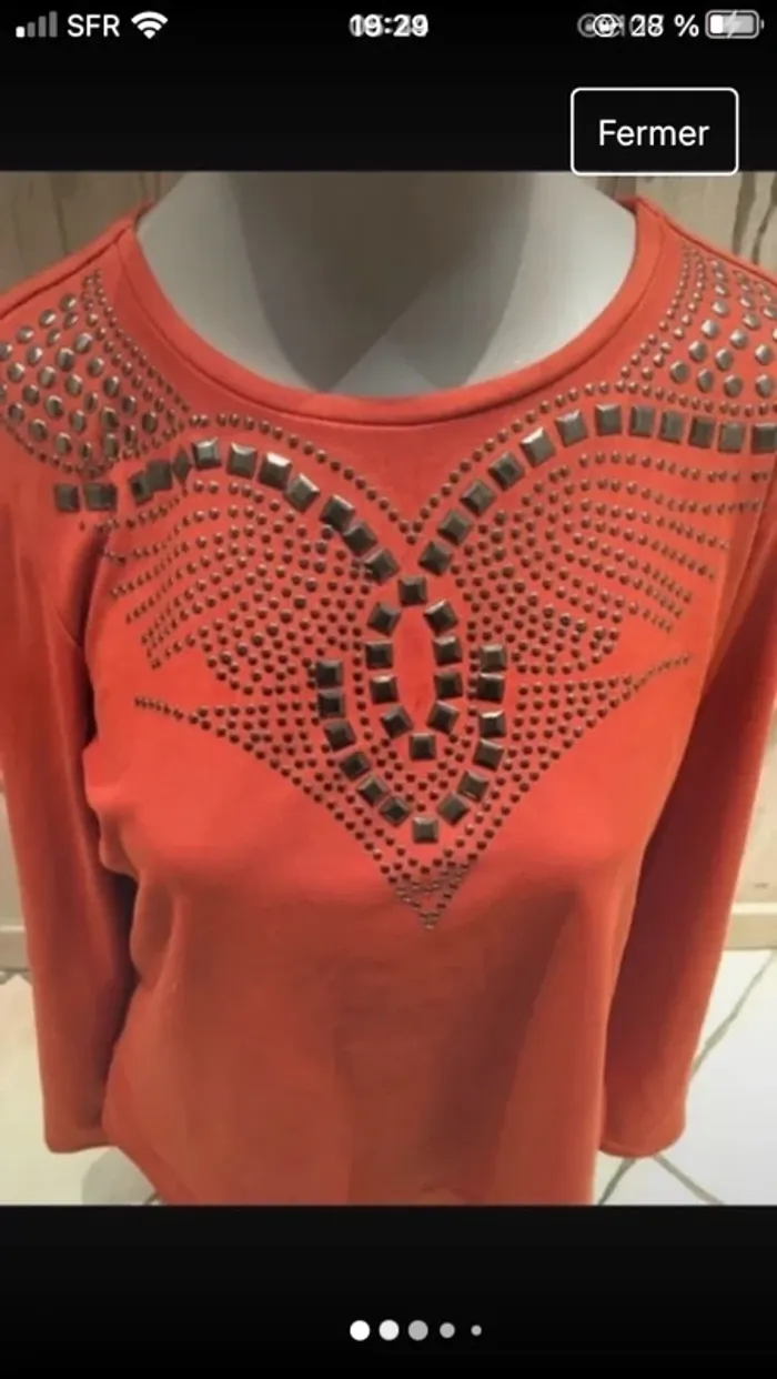 Superbe pull en 40 tout doux en excellent état de chez Vango - photo numéro 3