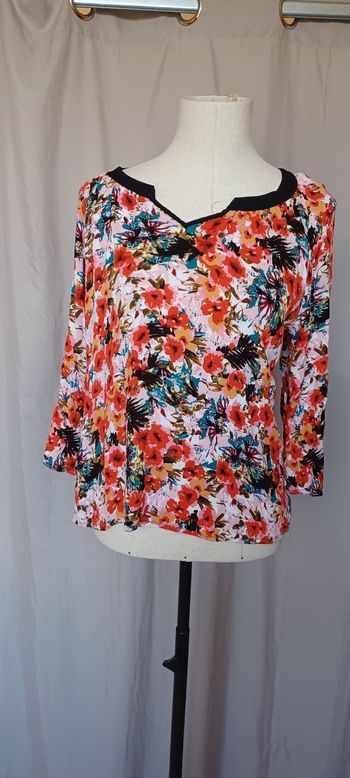 Très jolie blouse femme T 38/40