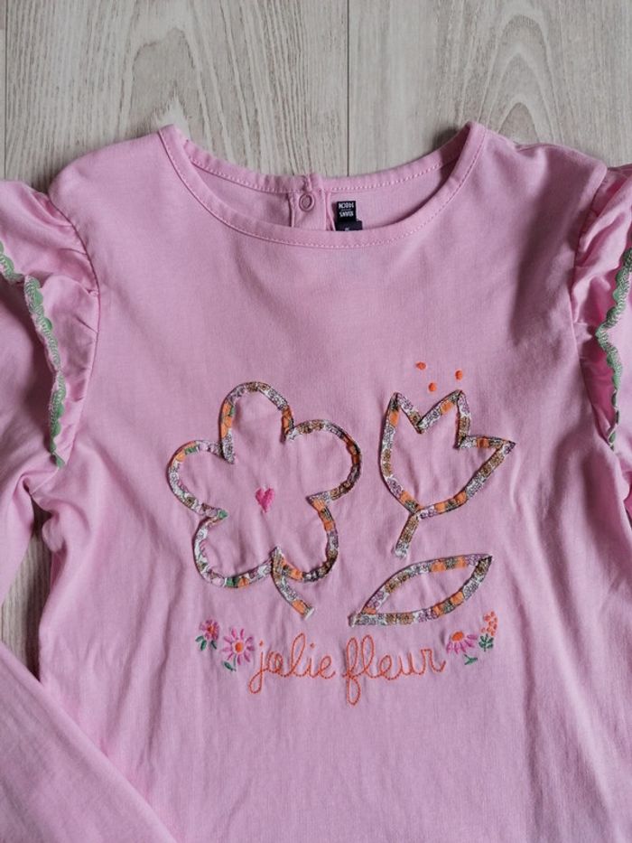 Ensemble Sergent Major 
Thème La mélodie des Cévennes 
Tee shirt 10 ans
Legging 10 11 ans - photo numéro 2