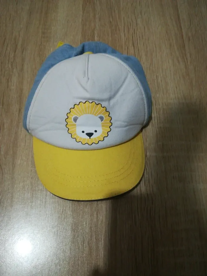 Casquette bébé taille 45