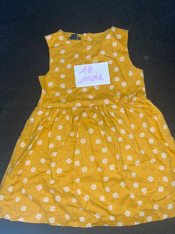 Robe 18 mois