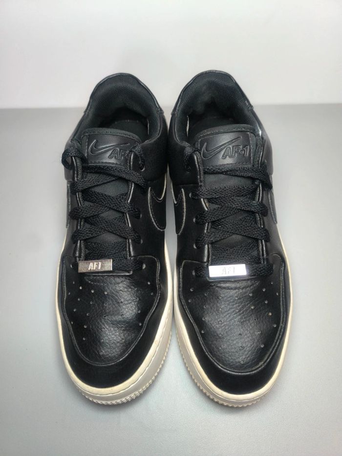 Baskets Nike air force one sage low noir cuir - photo numéro 3