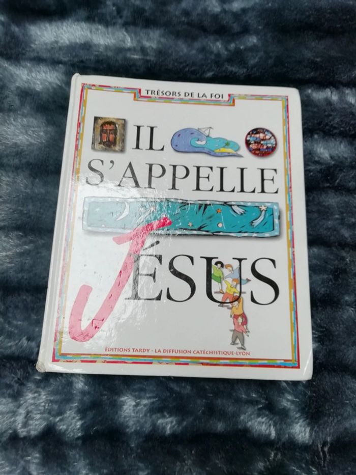 Il s'appelle jésus