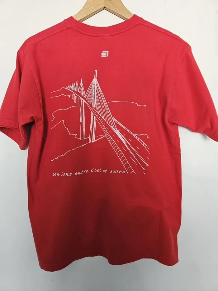 T-shirt original à manches courtes unisexe - Taille L / 40 - Viaduc de Millau - Rouge - photo numéro 2