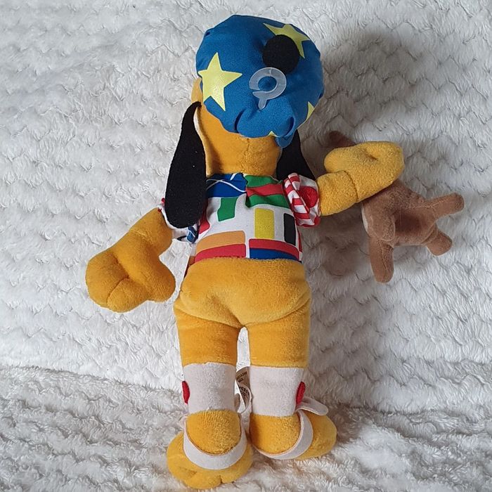 Petite peluche de pluto rare imaginations parade 2000 disney - photo numéro 4