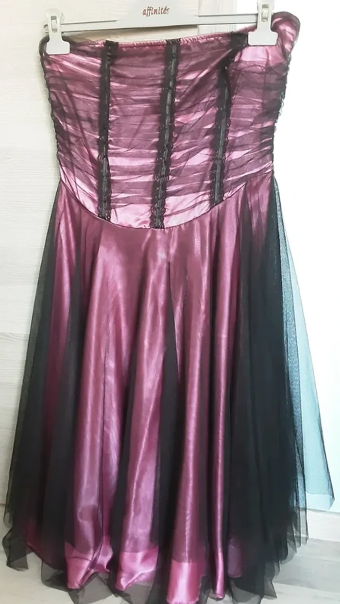 Robe de soirée bustier taille 38