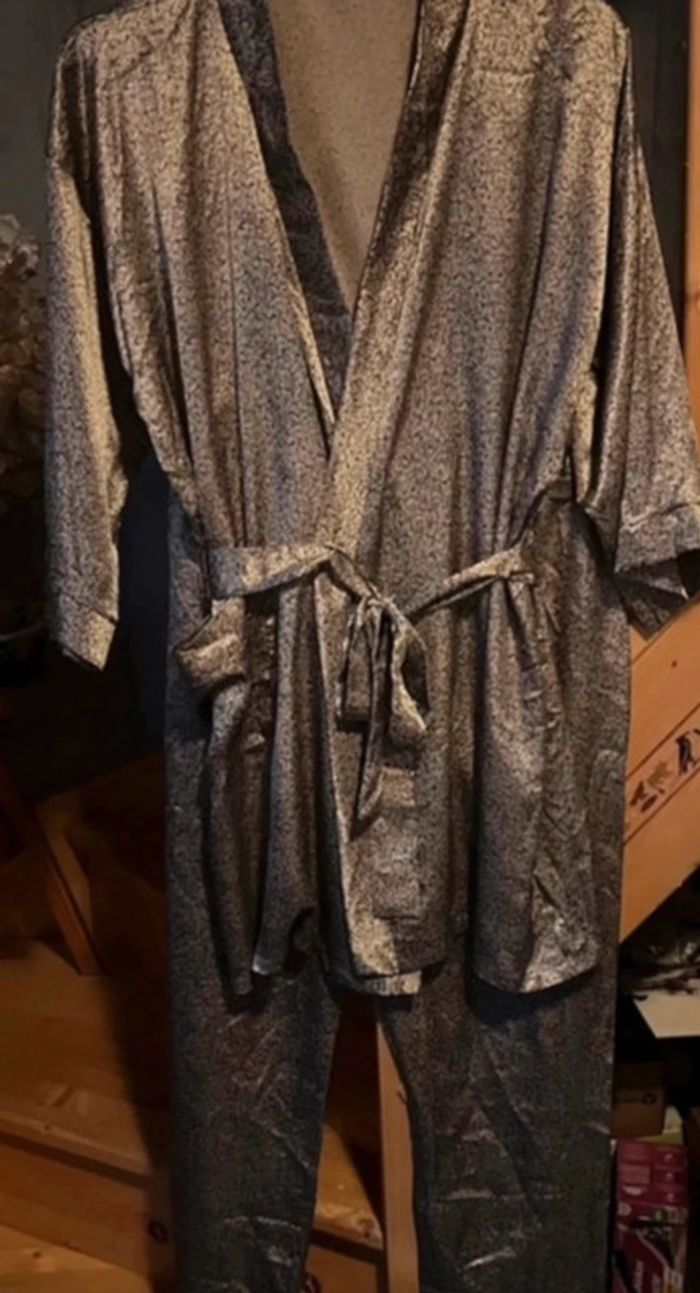 Pyjama satiné imprimé - photo numéro 5