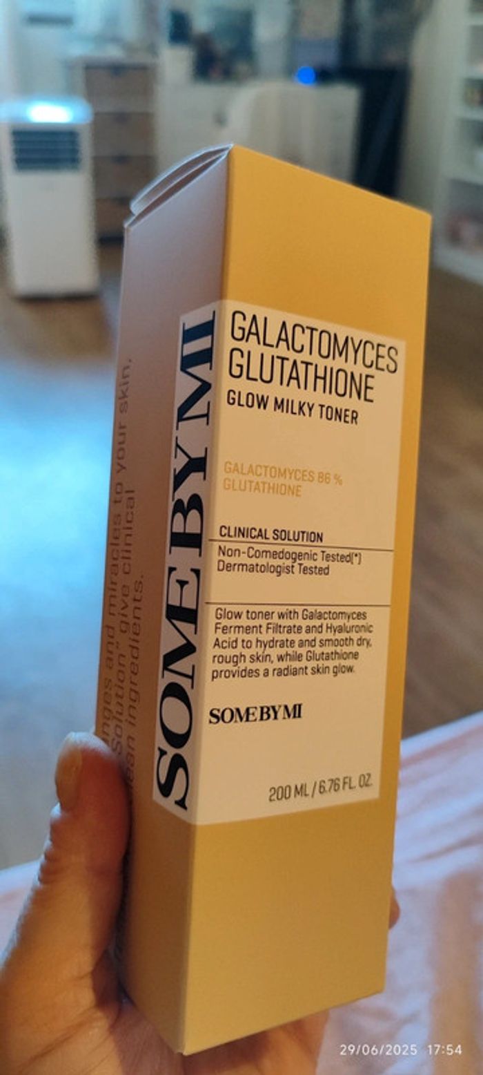 Kbeauty SomeByMi Galactomyces Glutathione Glow Milk Toner 200 ml - photo numéro 2
