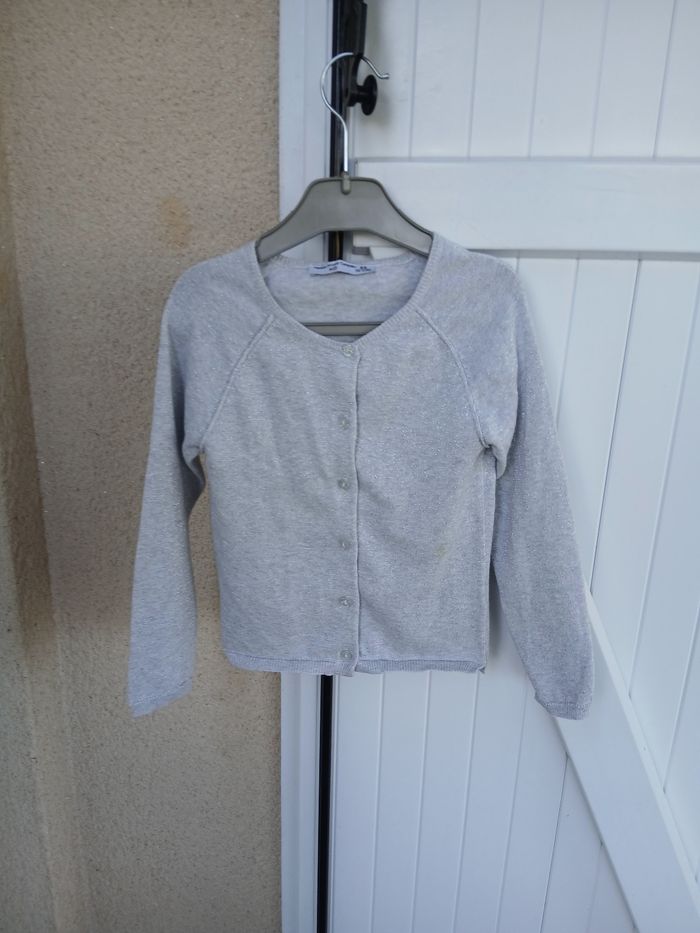 Gilet fin  filles FPC  taille 6 ans (124/133)