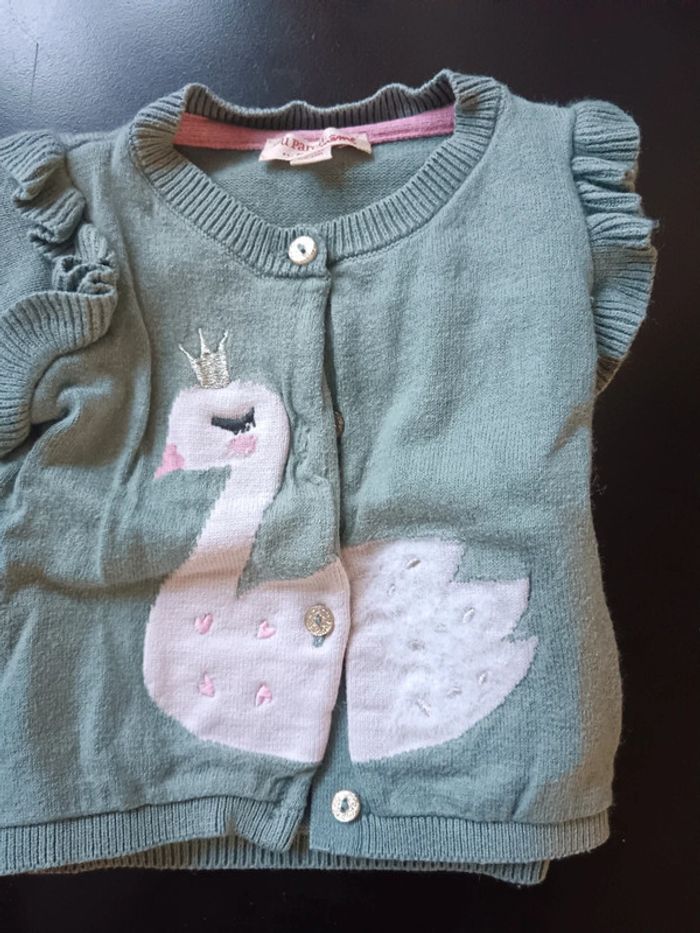 Lot de gilets en 6 mois - photo numéro 2