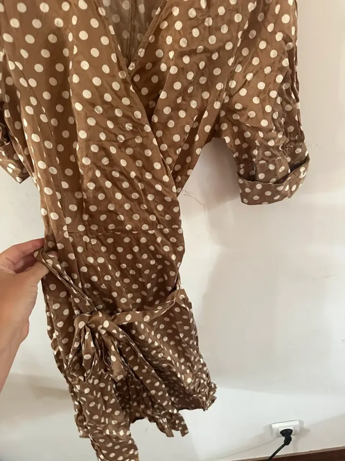 Robe satiné à pois apart taille 40 - photo numéro 3