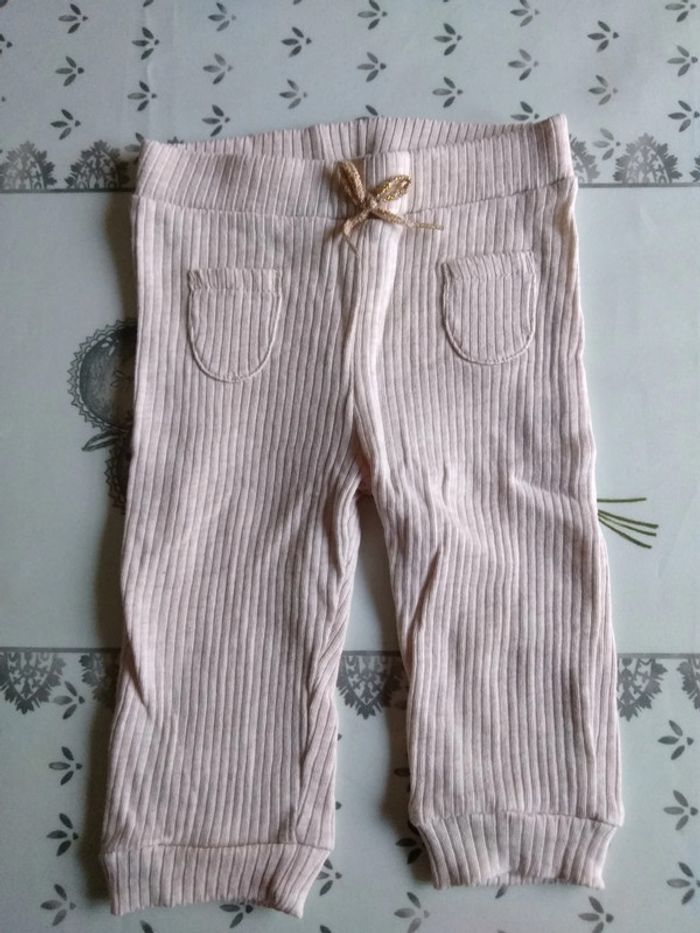 Pantalon. Kiabi,taille 12 mois