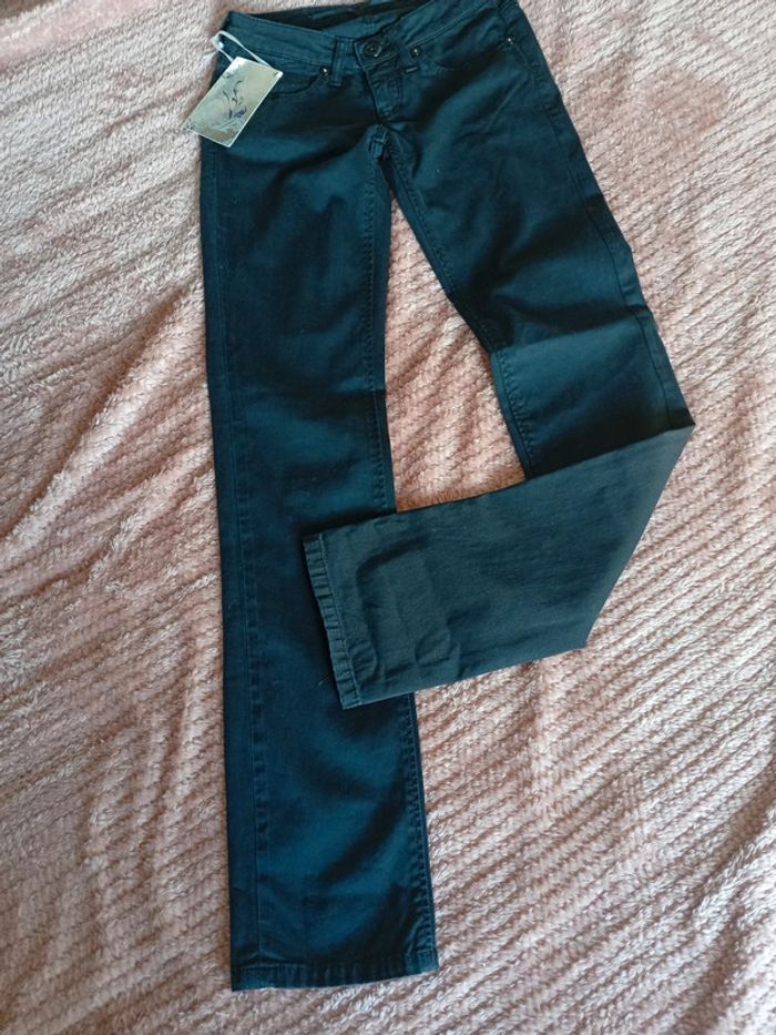 Jeans pantalons neuf