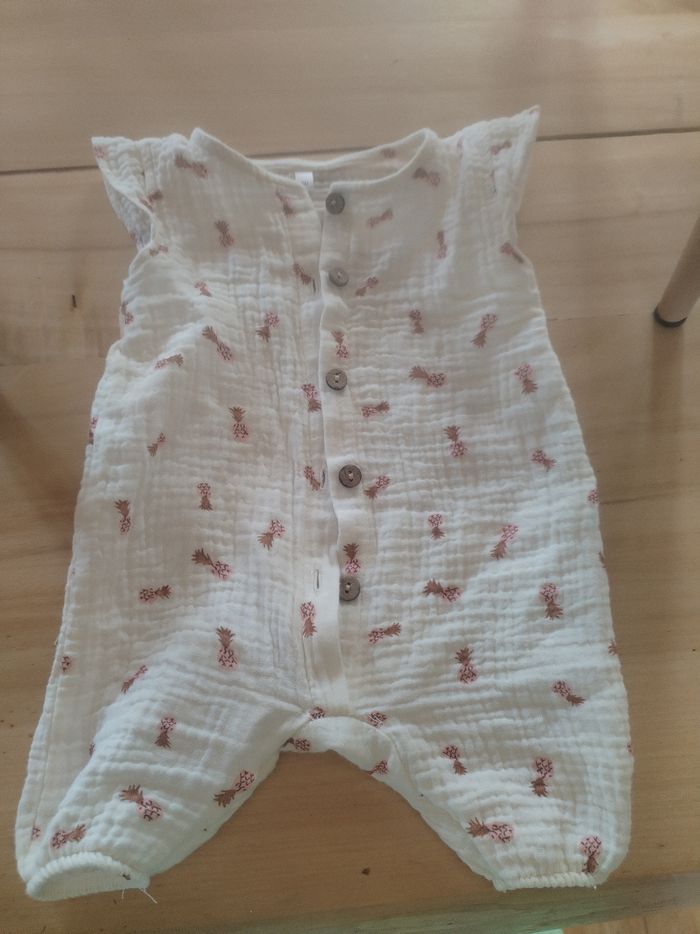 Lot 1 mois bébé fille - photo numéro 9