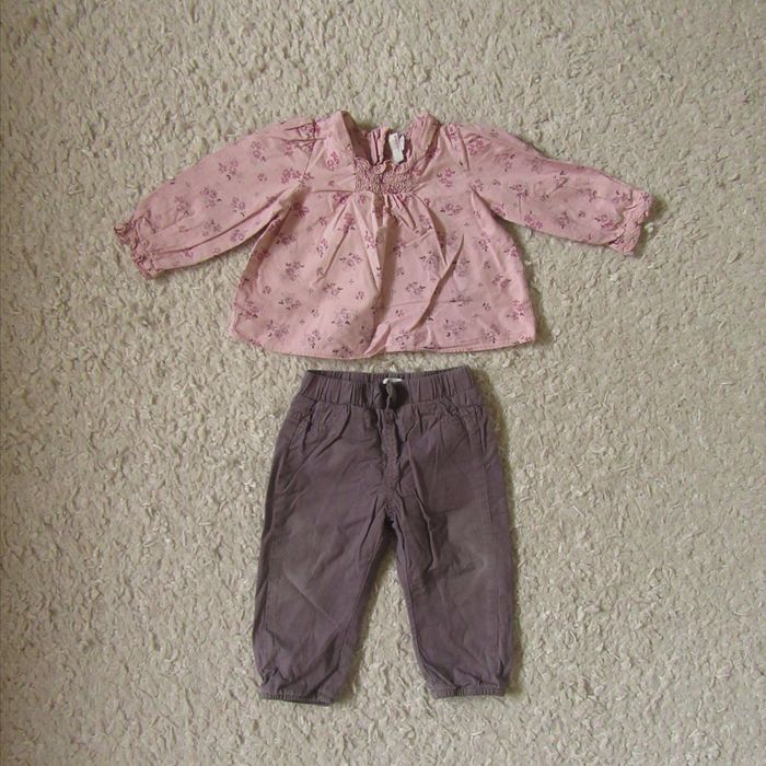Lot de 2 pantalons + 1 top 12 mois