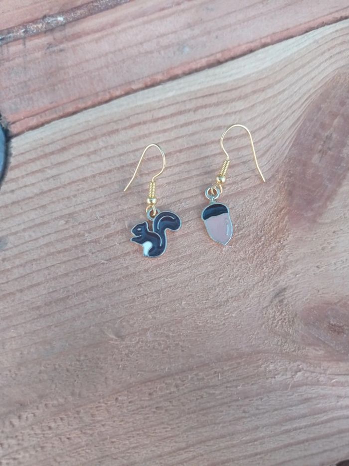 Boucles d'oreilles écureuil et gland