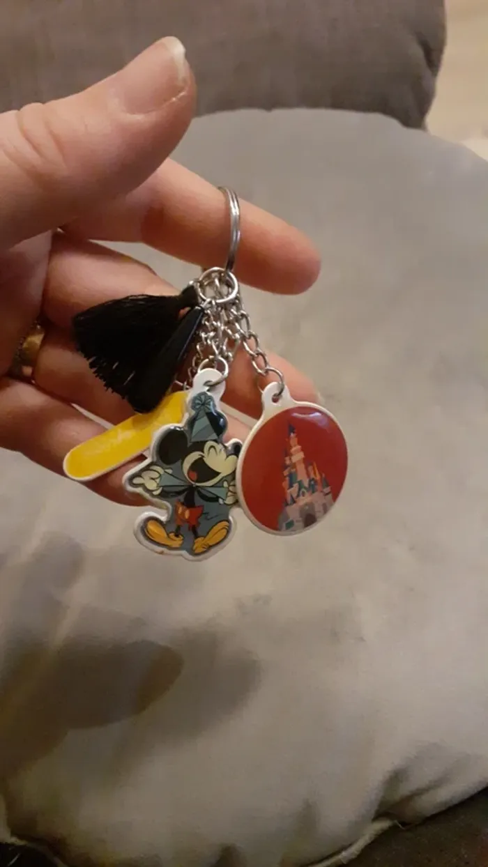 Porte clé Disneyland - photo numéro 3