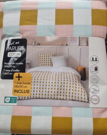 Parure complète housse de couette neuf 220x240 et 2 taies d'oreiller et drap housse 140x190 100% coton