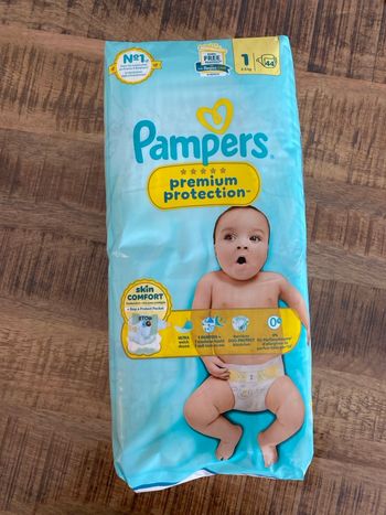 Couches Pampers