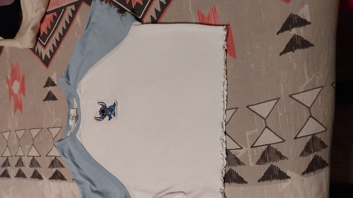 Lot 4 tee-shirts STITCH - photo numéro 6