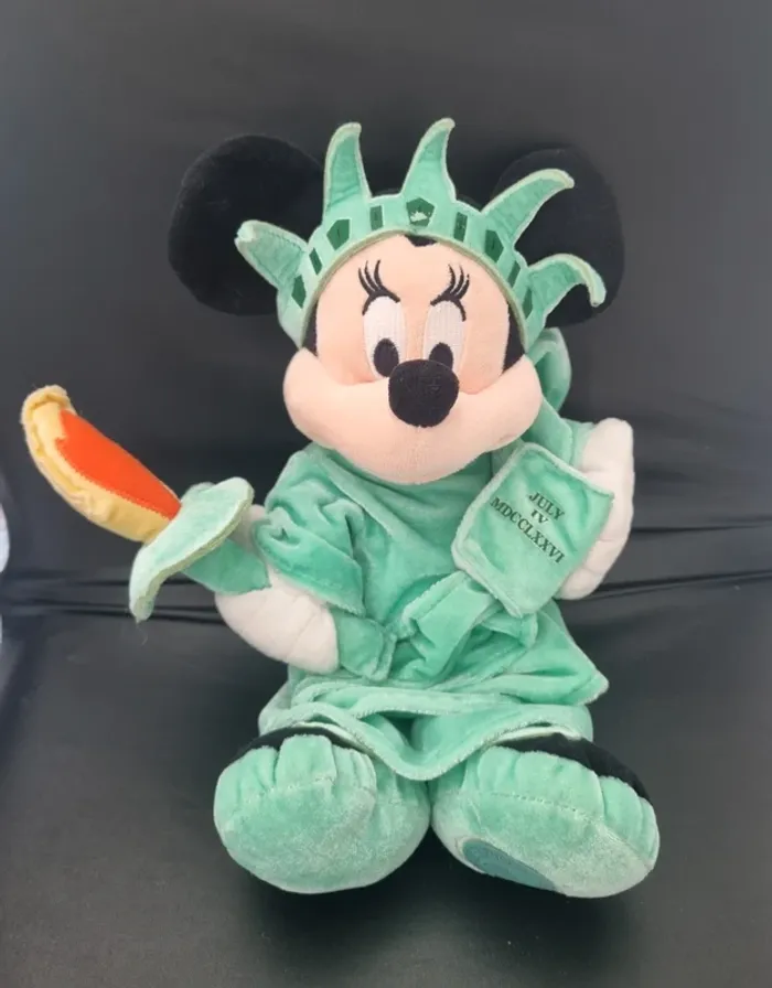 Peluche mickey statue de la liberté