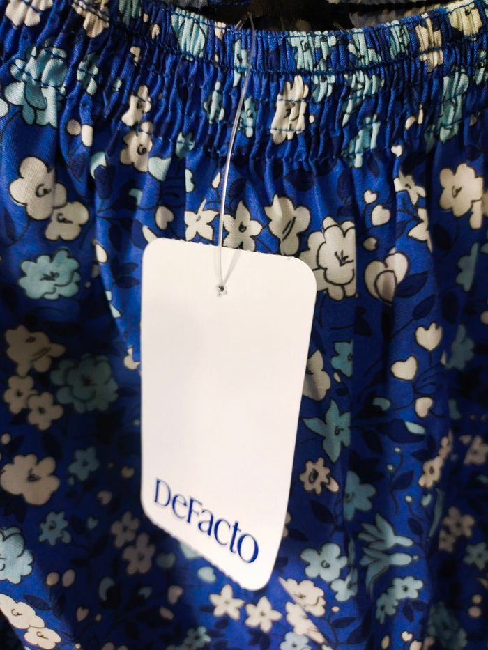 Blouse fleurie De facto taille 3xl soit 46/48 - photo numéro 4