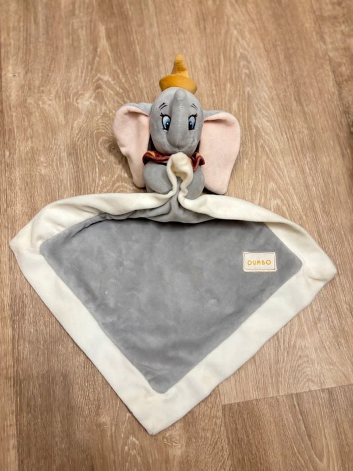 Doudou dumbo Disney