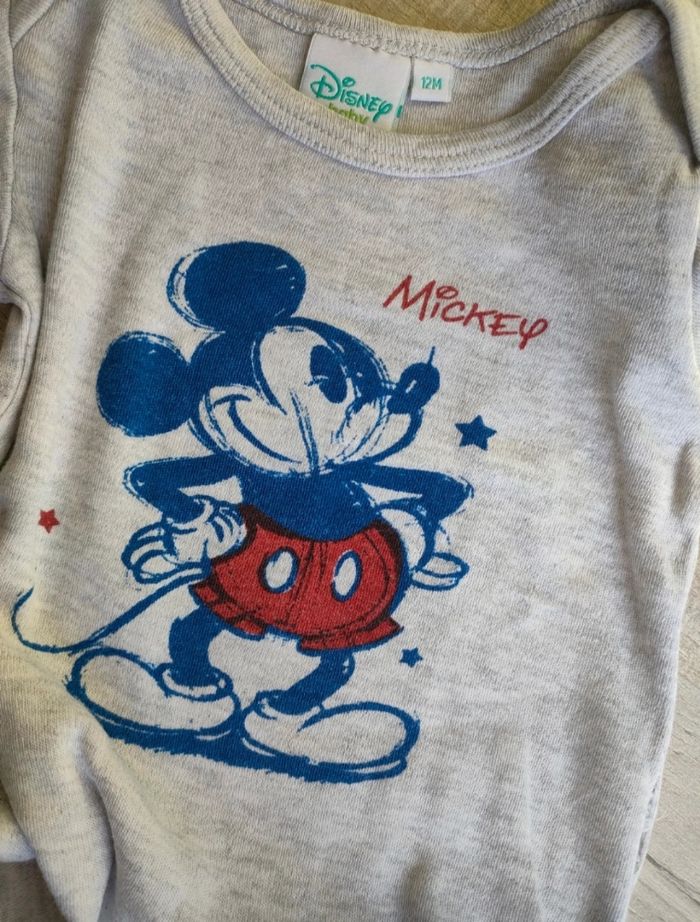 Lot bodies garçon 12 mois - photo numéro 3