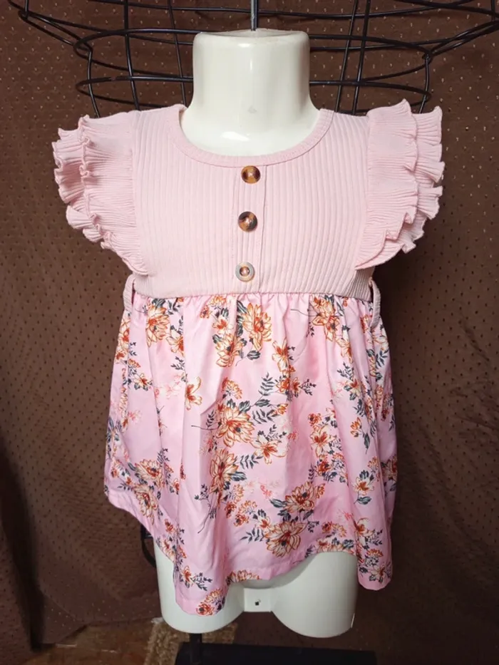 Robe rose taille 12/18mois
