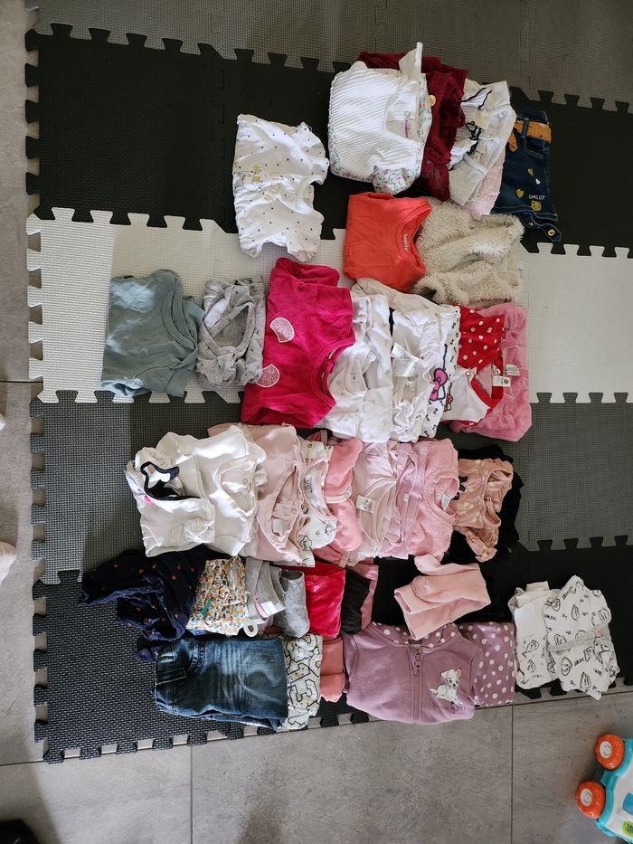 Vends lot de vêtement ou unité 0 1 3 6 9 mois