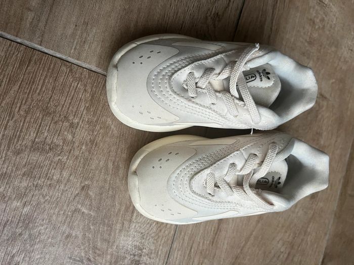 Basket adidas