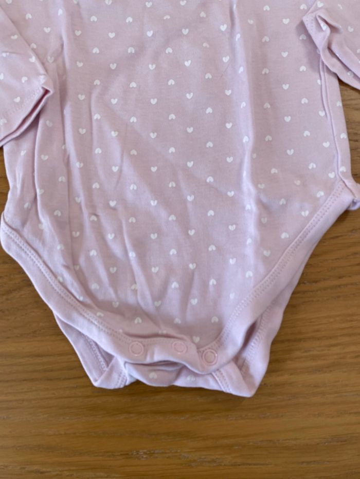 Baby Club Body rose cœur Taille 12/18 mois - photo numéro 4