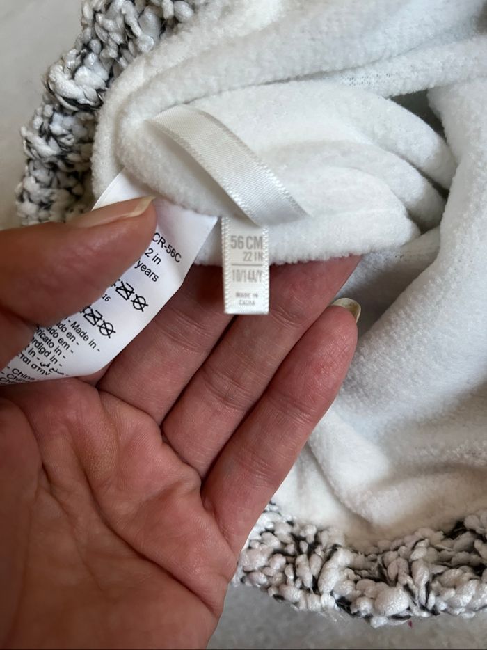 Bonnet fille Taille 10 ans Neuf - photo numéro 5