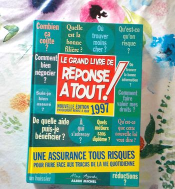 LE GRAND LIVRE DE REPONSE A TOUT 1997