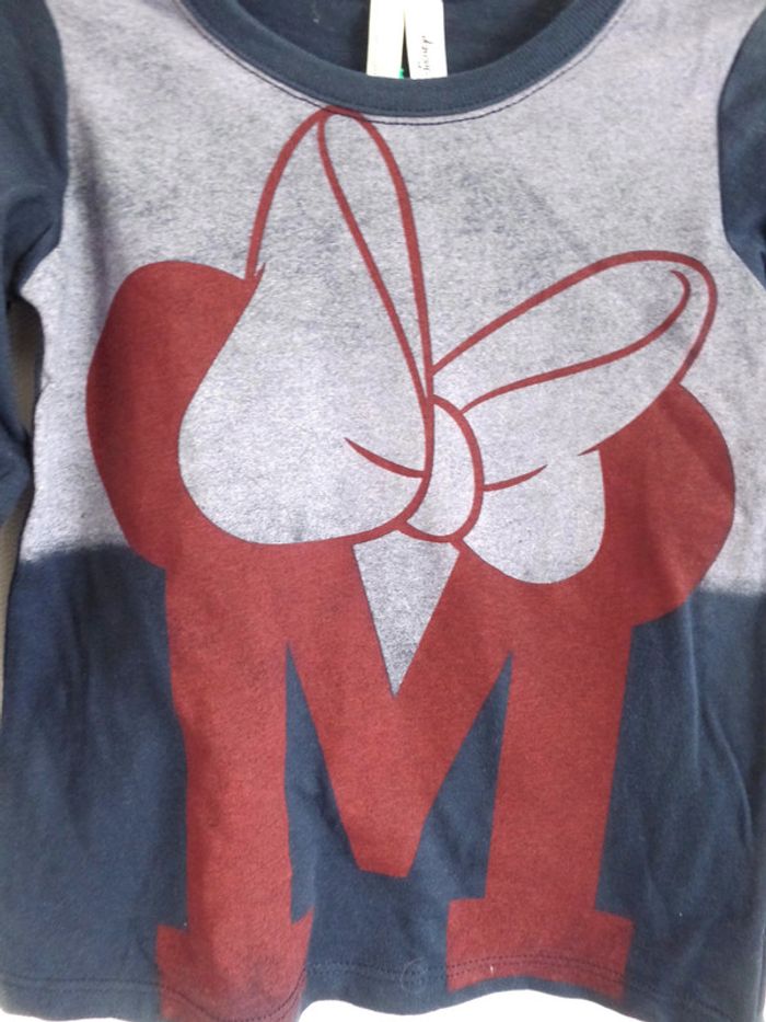 Tee-shirt Minnie Benetton Neuf 12/24 mois - photo numéro 2