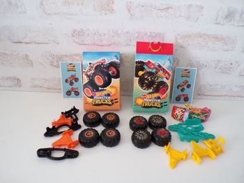 Monster Trucks - Hotwheels - 68 - Tiger Shark (J1)