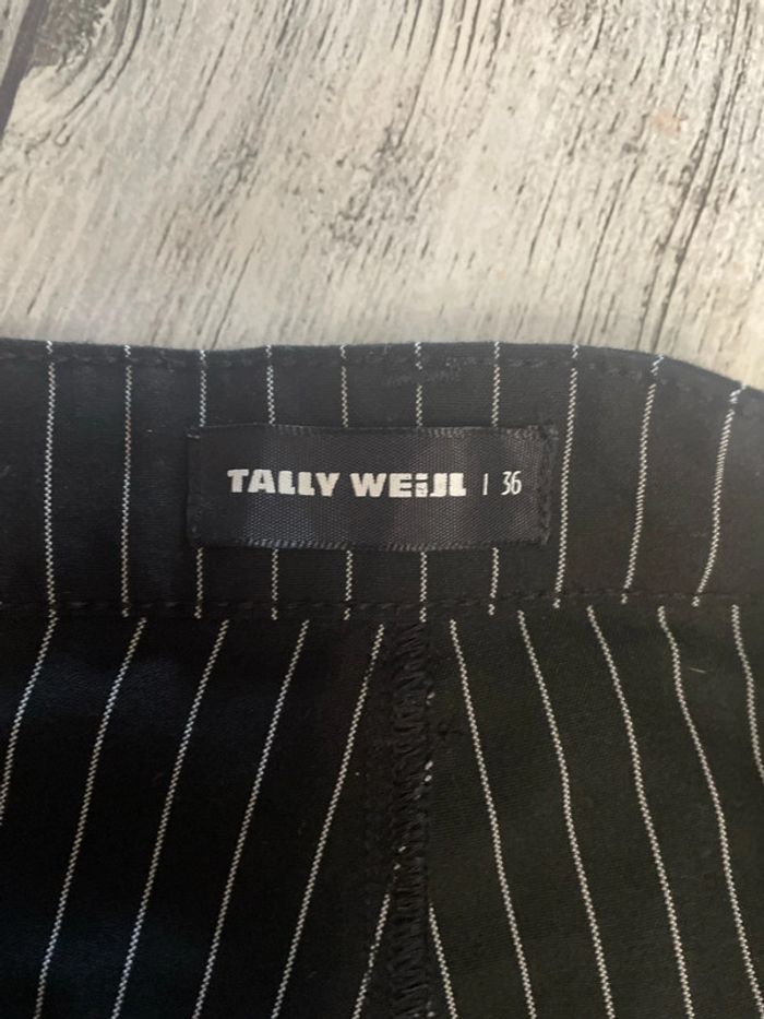 Pantalon noir à fines rayures blanches Tally Weijl taille 36 - photo numéro 4