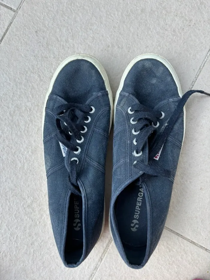 Superga bleu marine taille 43 - photo numéro 2