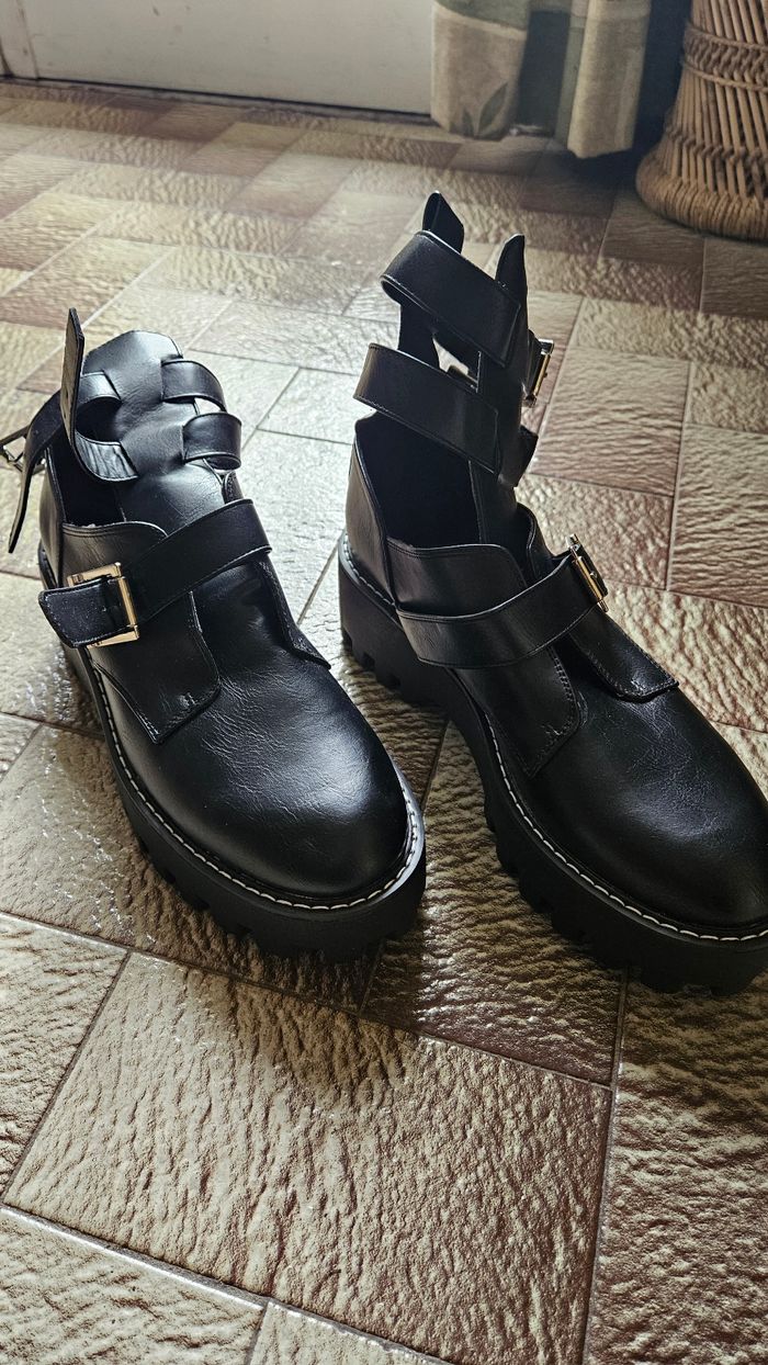 Bottes courtes ajourees - photo numéro 2