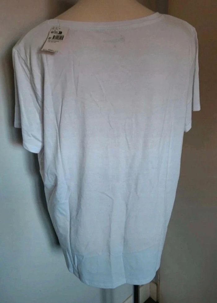 Tee-shirt imprimé XL - photo numéro 3