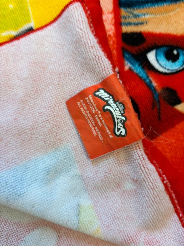 Serviette poncho Miraculous - photo numéro 4